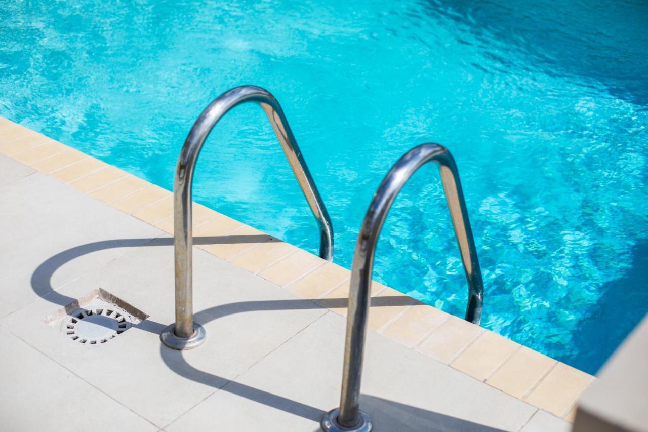 Jt Curacao Apartments Jan Thiel Екстериор снимка